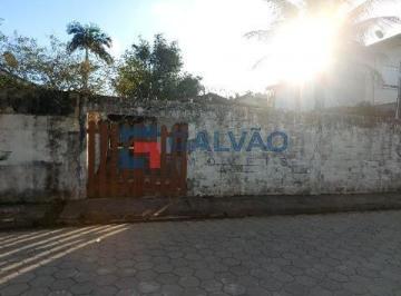 Muro frontal e portão de acesso · Casa à venda na Praia Juquehy em São Sebastião - SP
