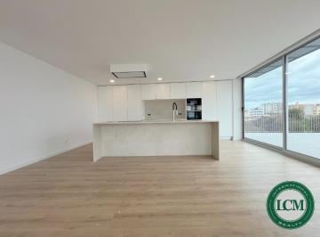 Foto 01 · Apartamento à venda em Portugal