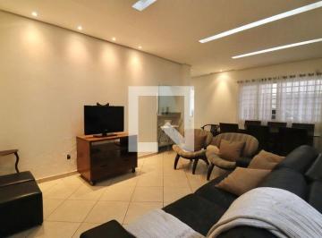 Casa · 223m² · 3 Quartos · 4 Vagas · Casa para Aluguel - Setor Progresso, 3 Quartos, 223 m² - Goiânia