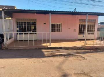 Casa de 2 quartos, Águas Lindas de Goiás · Casa de Esquina com Estrutura para Comércio em Águas Lindas, GO