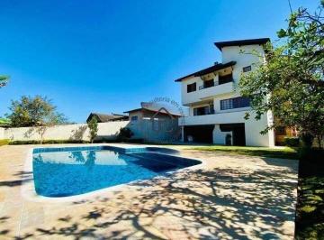 piscina · Casa à venda no Condomínio Vista Alegre Café.