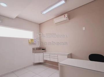 Comercial · 30m² · 1 Quarto · 1 Vaga · Vila Redentora - Sala Comercial