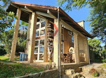 Casa · 192m² · 3 Quartos · 3 Vagas · Casa em Rua Manjericão - Ibiraquera - Imbituba/SC