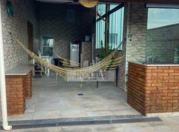 Apartamento · 130m² · 2 Quartos · 2 Vagas · Cobertura sem Condomínio 2 Quartos para Comprar, 130m² - Vila Cecília Maria, Santo André/SP.