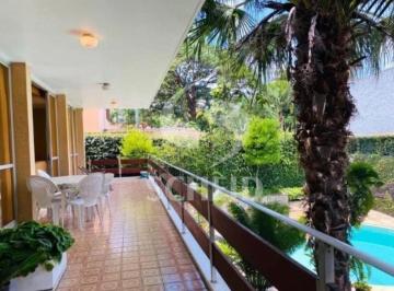 Casa · 560m² · 5 Quartos · 6 Vagas · Vendo sobrado no bolsão de Interlagos .