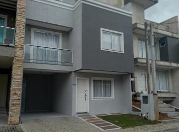 Casa de 3 quartos, Curitiba · Triplex - Condomínio Green Line - Ótimo Imóvel - Próximo ao Mufatto e Assaí