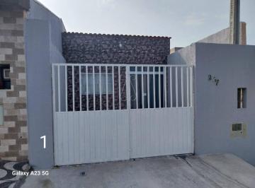 Casa · 75m² · 2 Quartos · 2 Vagas · Casa a venda no Jardim Josane