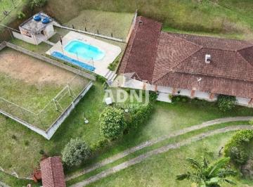 Foto 01 · Ótima chácara em Juquitiba com piscina e campo de futebol