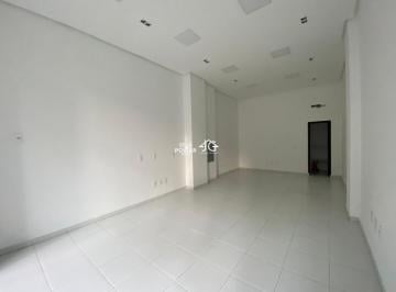 Vista Frente · Sala Comercial Térrea, no Centro de Balneário Camboriú.