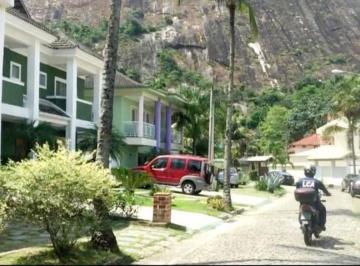 18b9e5813dcb6978d0433ef582732215b0116727 · Terreno à venda, 730 m² por R$ 550.000,00 - Camorim - Rio de Janeiro/RJ