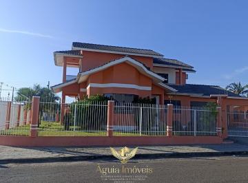 Casa · 240m² · 3 Quartos · 1 Vaga · Investir para morar bem!