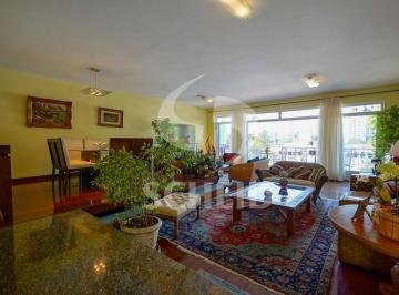Casa · 300m² · 4 Quartos · 3 Vagas · Casa com 4 dormitórios sendo 2 suítes, 3 vagas de garagem e lindo jardim na Chácara Monte Alegre!