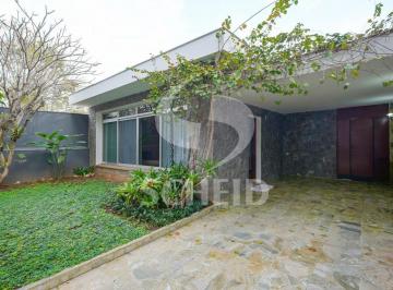 Casa · 220m² · 3 Quartos · 2 Vagas · Casa à venda no Alto da Boa Vista com 300m² terreno - 3 quartos sendo 1 suíte