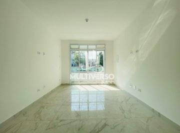 Casa · 150m² · 3 Quartos · 2 Vagas · Casa sobreposta moderna com churrasqueira na Ponta da Praia