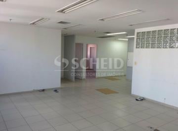 Comercial · 208m² · 1 Vaga · Conjunto comercial ao lado da estação do metro.