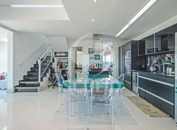 Apartamento · 118m² · 2 Quartos · 2 Vagas · Apartamento duplex a venda no Campo Belo