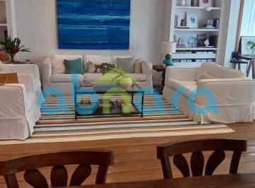 Apartamento · 375m² · 4 Quartos · 1 Vaga · Apartamento - Padrão / Residencial / Copacabana