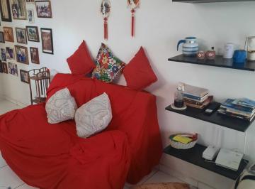 Apartamento · 37m² · 1 Quarto · 1 Vaga · Sala living mobiliado. Próximo da praia do Gonzaga em Santod