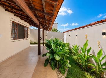 Foto 18 · Casa à venda na Praia do Morro - Guarapari-ES: 4 quartos, 1 suíte, 150m², 2 vagas de garagem!