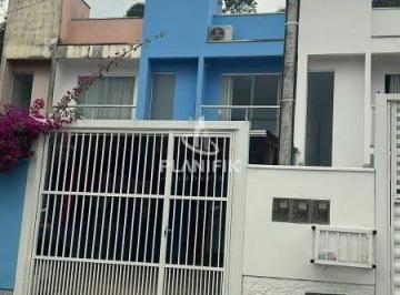 Casa · 71m² · 2 Quartos · 1 Vaga · Casa à venda, 2 quartos, 1 vaga, Águas Claras - Brusque/SC