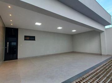 Casa · 165m² · 3 Quartos · 3 Vagas · Casa com 3 quartos à venda, bairro Laranjeiras - Uberlândia/MG