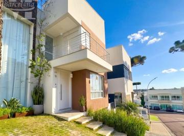 06cfa619ee2779e7a04c0511e8fa10603840fe4e · Casa Mobiliada com 3 Suítes, Lareira e Quintal em Condomínio