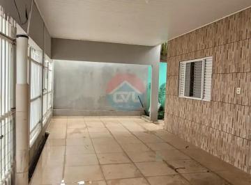 Casa · 151m² · 2 Quartos · 2 Vagas · Bairro: CPA III Valor: R$ 360.000,00