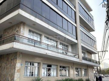 Apartamento · 120m² · 4 Quartos · 2 Vagas · Apartamento 04 suítes frente mar locação anual