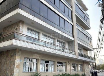 Apartamento · 120m² · 4 Quartos · 2 Vagas · Apartamento frente mar locação anual