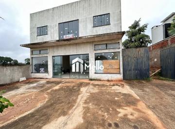Foto 01 · Salão Comercial à Venda em Umuarama-PR, Bairro Jardim Espanha: 1 Sala, 3 Banheiros, 380m² de Área!