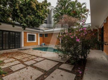 Casa · 320m² · 3 Quartos · 2 Vagas · Casa térrea totalmente reformada com 3 quartos Alto de Pinheiros