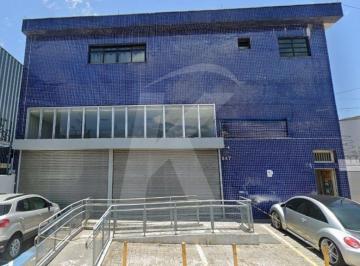 Comercial · 200m² · 1 Vaga · Salão comercial localizado na Avenida Roland Garros, com 200 metros.