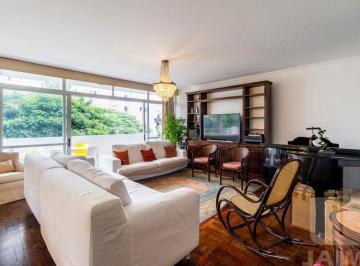 Apartamento · 236m² · 5 Quartos · 2 Vagas · Excelente apartamento com 5dormitórios sendo 1 suíte e 2 vagas próximo ao Shopping e Sinagogas.