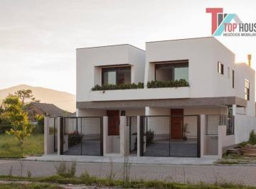8b840090aaf4601b015c92858ca23abd20f5088a · Casa com 3 dormitórios à venda, 189 m² por R$ 1.747.000 - Campeche - Florianópolis/SC