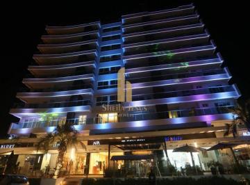 Comercial · 254m² · Sala Comercial Térrea na Praia Brava Boulevard Solares