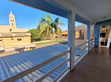 Casa · 340m² · 8 Quartos · 1 Vaga · Excelente imóvel pra investimento