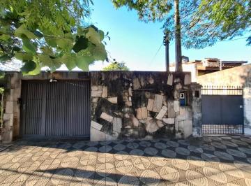 Casa · 586m² · 2 Quartos · 3 Vagas · Casa a venda com 2 quartos no Jardim Paulistano - Sorocaba