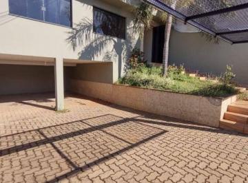 80947451ca0e0e37fe8bd862f12ed20205fe1e55 · Casa com 4 dormitórios para alugar, 210 m² por R$ 4.700,00/mês - Vila Cidade Universitária - Bauru/S