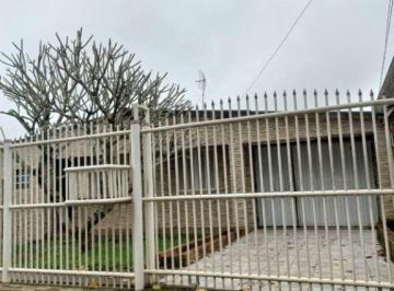 Casa · 70m² · 4 Quartos · 3 Vagas · Casa à venda, 70 m² por R$ 350.000,00 - Parque Ipiranga - Gravataí/RS