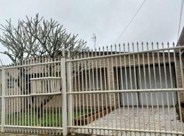 Casa · 70m² · 4 Quartos · 3 Vagas · Casa à venda, 70 m² por R$ 350.000,00 - Parque Ipiranga - Gravataí/RS