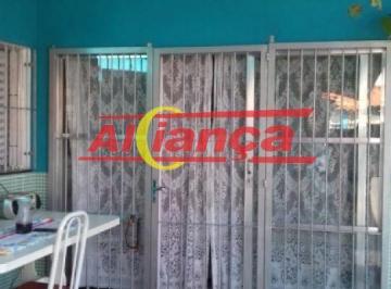 Casa · 350m² · 2 Quartos · 6 Vagas · 2 Casas + Salão Comercial em 515m² de terreno.
