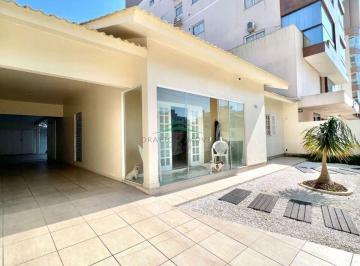 Casa · 364m² · 4 Quartos · 5 Vagas · Casa no Mar Grosso