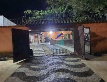 f598f17920fa1d50711f9d78b61168bab01d637a · Sobrado com 3 dormitórios à venda, 150 m² por R$ 390.000,00 - Balneário Agenor de Campos - Mongaguá/