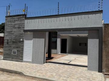 Área do terreno 7,5 X 30
Área construída 140m2
Três quartos sendo duas suítes
Su · Casa nova, Bairro Tiradentes Juazeiro do Norte-CE!