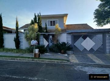 Casa · 560m² · 5 Quartos · 4 Vagas · Casa à venda com 4 suítes em Atibaia/SP - Bairro Nobre - Jd Itaperi!