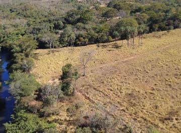Rural , Brasília · Chácara plana com o Rio São Bartolomeu aos fundos no Altiplano Leste
