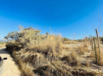 Foto 01 · Lote à Venda no Bairro Dumaville, Esmeraldas - 1.800m² em Local Tranquilo, R$ 120.000