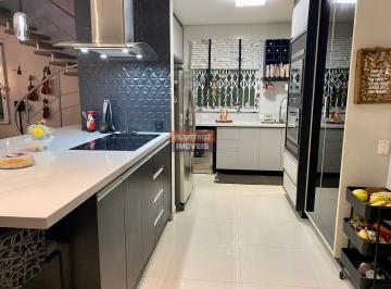 202407161432475261.jpg · Casa para Venda em Florianópolis, Córrego Grande, 3 dormitórios, 3 suítes, 6 banheiros, 2 vagas