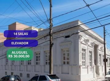 Comercial · 850m² · 14 Quartos · Prédio comercial no centro, 14 salas, 14 banheiros, elevador, 1000m²