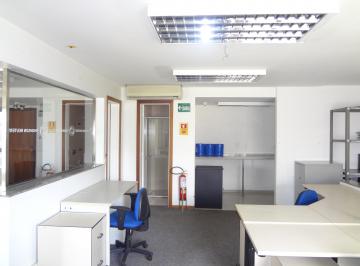 Comercial , Brasília · SRTVS Q 701 Centro Empresarial Brasília 5 salas c/4 vagas Vista livre Ar cond Novos